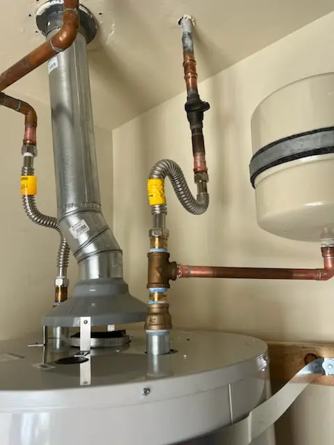 Water heater installation and plumbing repair in North Springfield